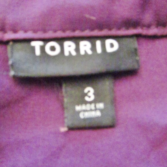 Torrid Georgette Cage Detail Top, Short Sleeve, Purple, Semi Sheer Flowy Size 3X - Picture 7 of 10